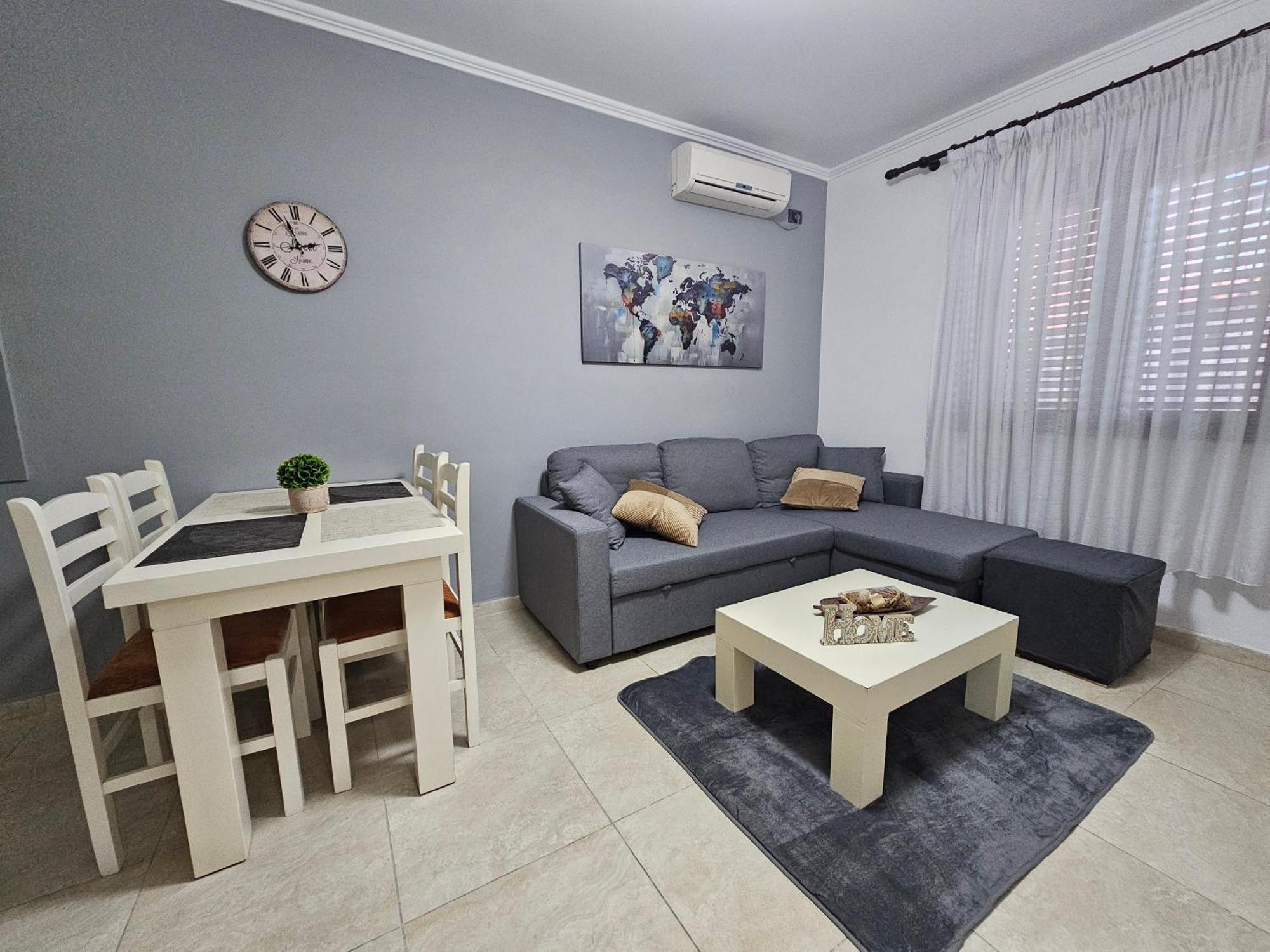Wanderlust Tirana 2 Apartment ภายนอก รูปภาพ