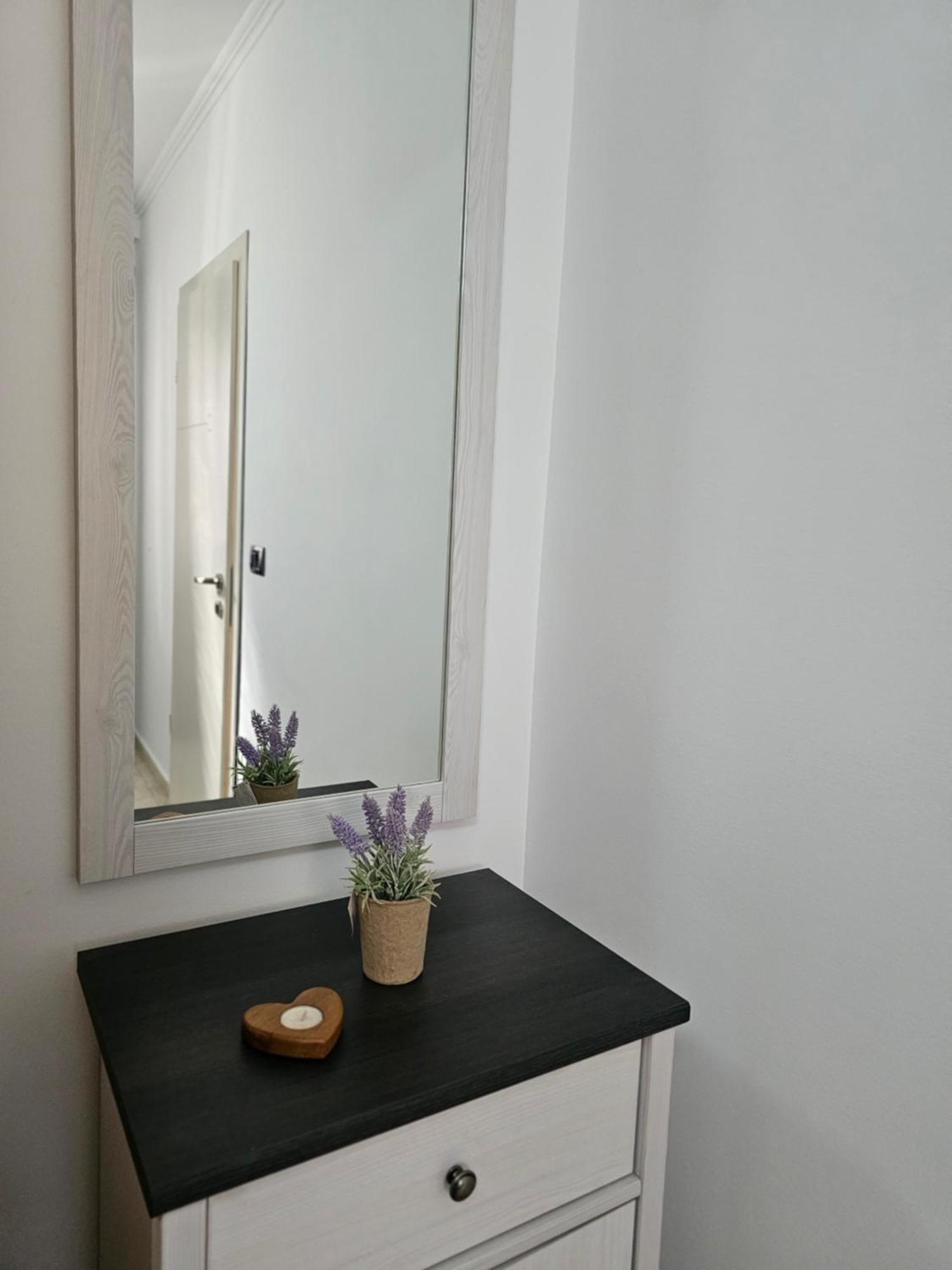 Wanderlust Tirana 2 Apartment ภายนอก รูปภาพ